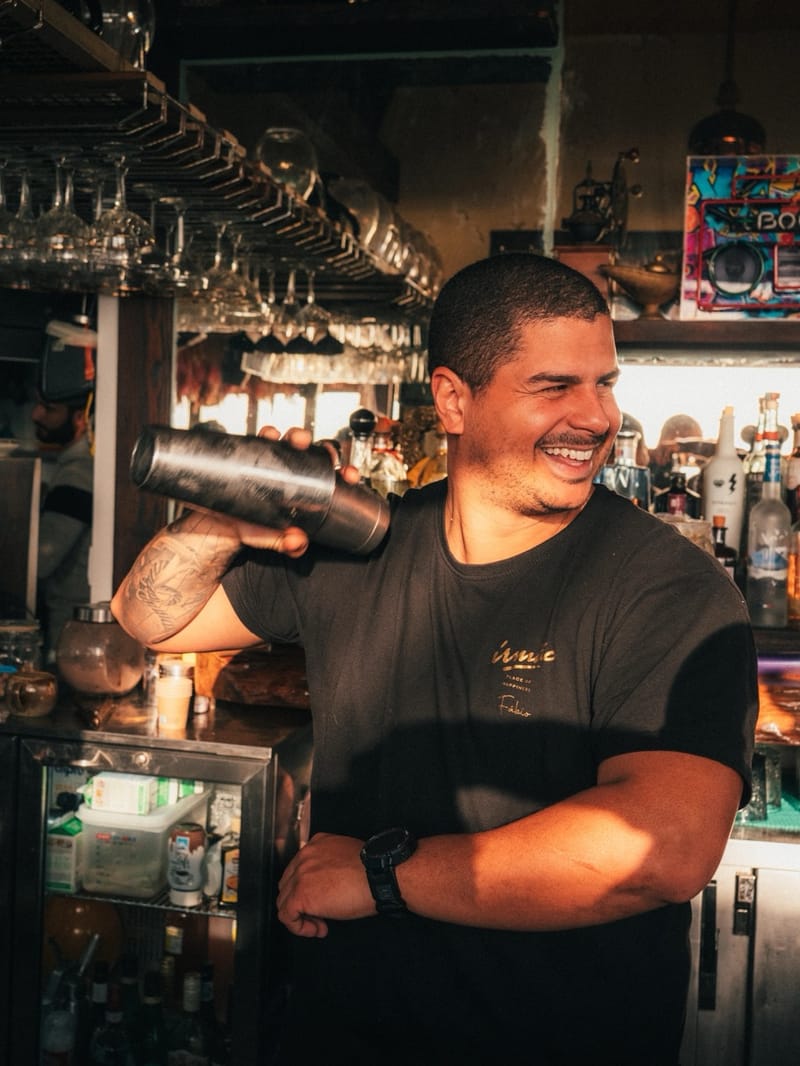 Praia Irmão - Bar service