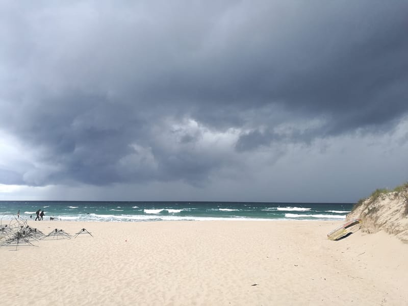 Praia do Castelo stormy